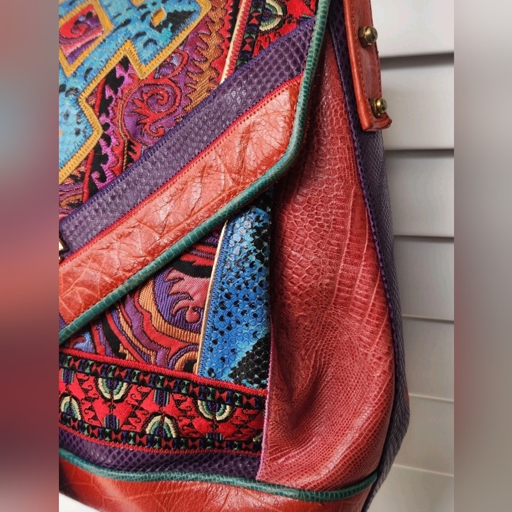Sharif Multicolor Red Blue Purple Crossbody Bag - Picture 12 of 16